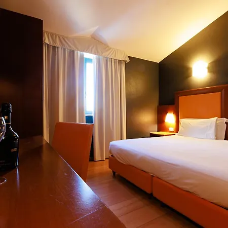 Delle Rose - Malpensa فندق