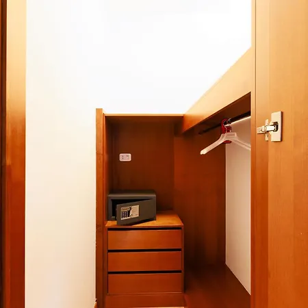 Delle Rose - Malpensa فندق أوليجّ