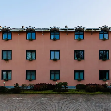 فندق Delle Rose - Malpensa