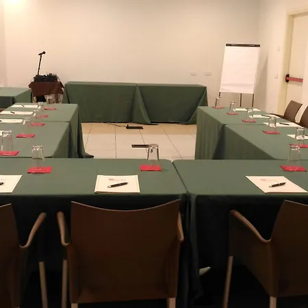 Delle Rose - Malpensa فندق أوليجّ